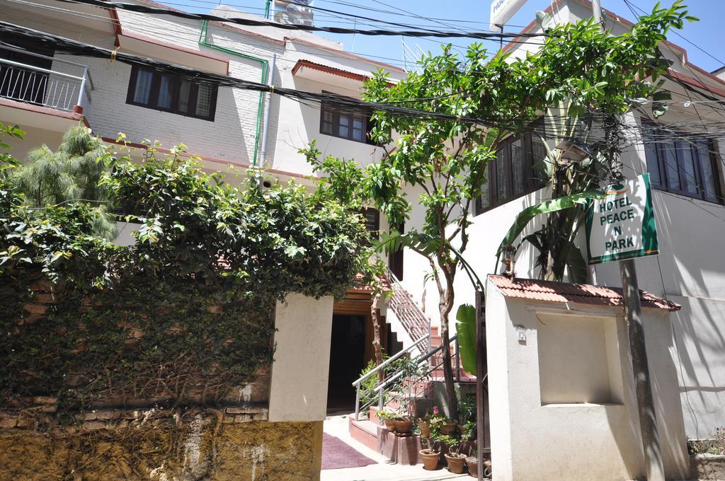Hotel Peace N Park Kathmandu Exterior photo