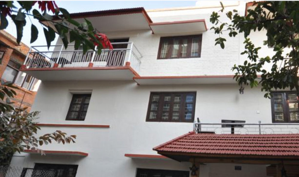 Hotel Peace N Park Kathmandu Exterior photo